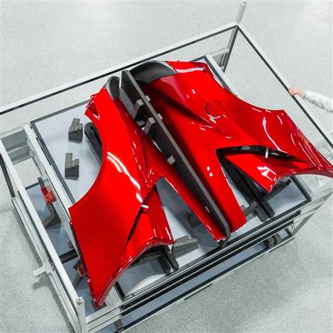 Honda rozpoczyna seryjną produkcję modelu NSX